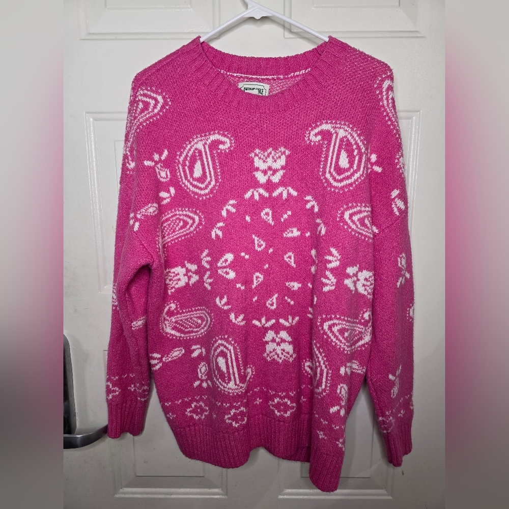 American Eagle Oversized Bandana Print Pink‎ And White Women's Sweater Size XS